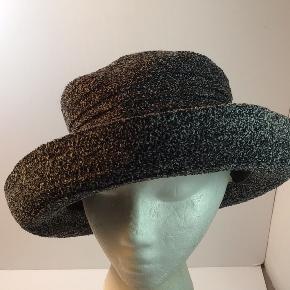 Betmar New York Soft Black/ White Tweed Hat